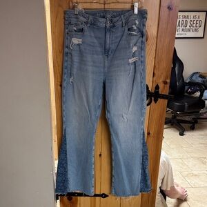 American Eagle Outfitters Women's Light Blue Flare Jeans